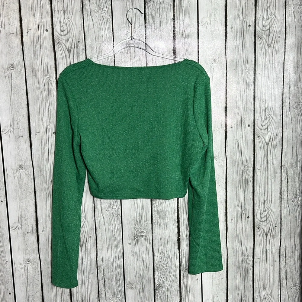 PrettyLittleThing Shape Green Khaki Rib Marl scoop neck long sleeve crop top 14